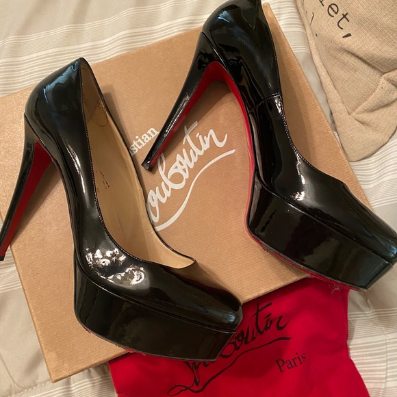Christian Louboutin Bianca - Picture 7 of 7